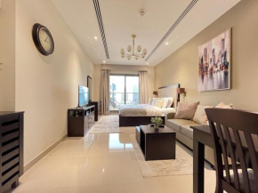 Modern Downtown Loft W/State- Of- Art Facilities